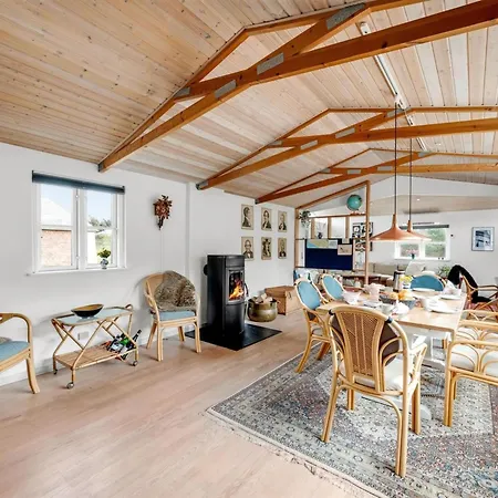 Aviaya Holiday home
