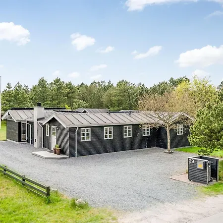 Aviaya Holiday home