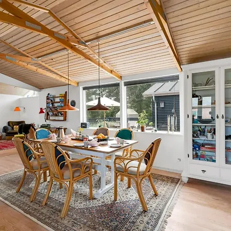 בית נופש Aviaya - 350m From The Sea By Interhome *