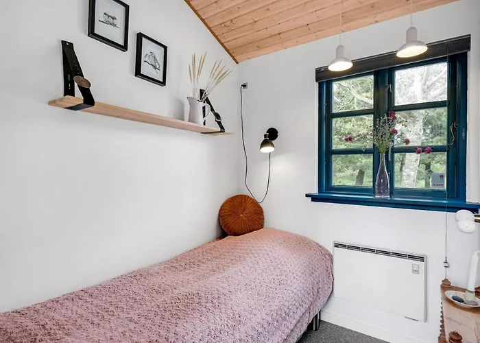 Aviaya - 350m From The Sea By Interhome